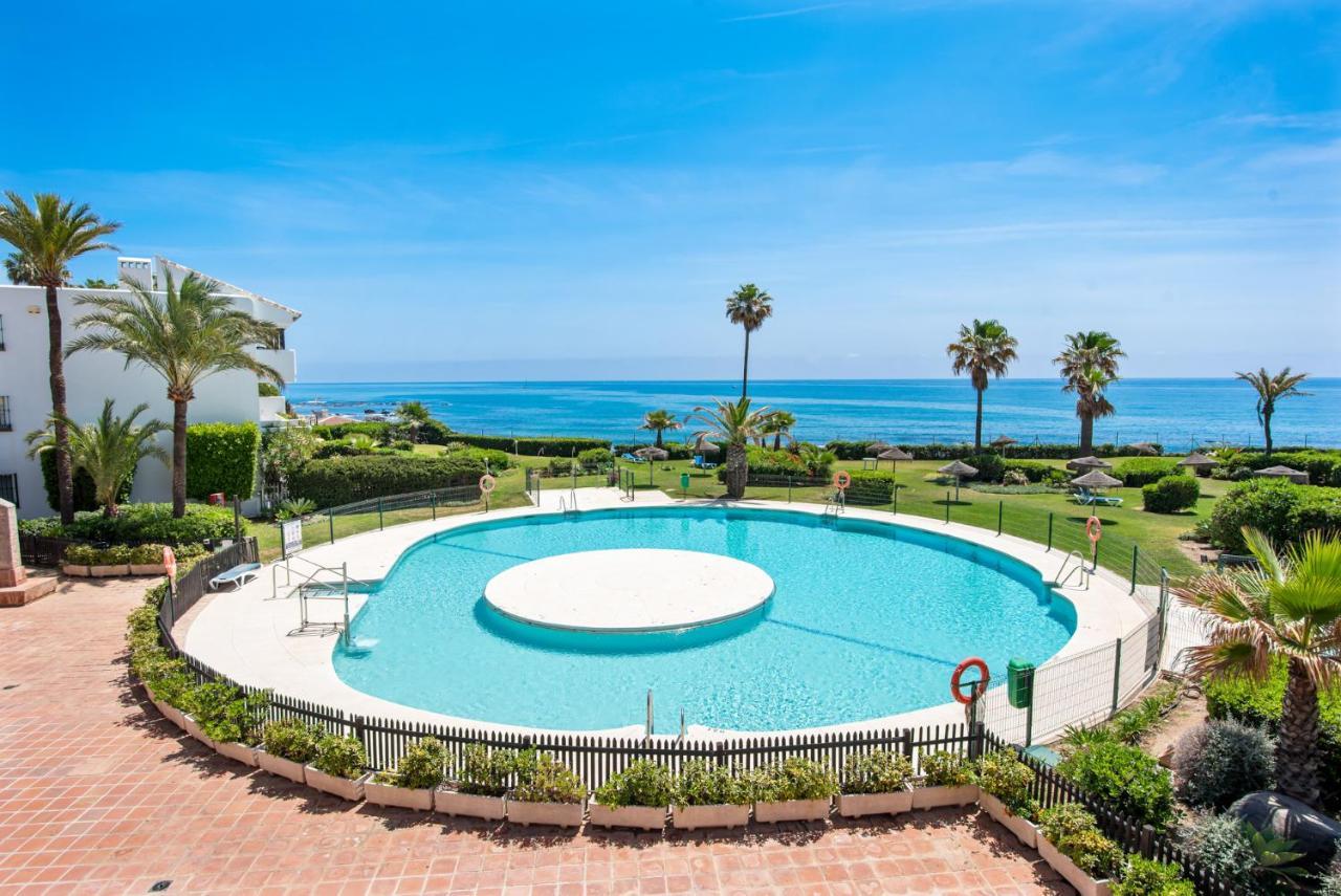 Frontline Beach Apartment Miraflores Sitio de Calahonda Εξωτερικό φωτογραφία