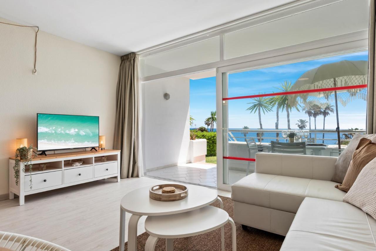 Frontline Beach Apartment Miraflores Sitio de Calahonda Εξωτερικό φωτογραφία