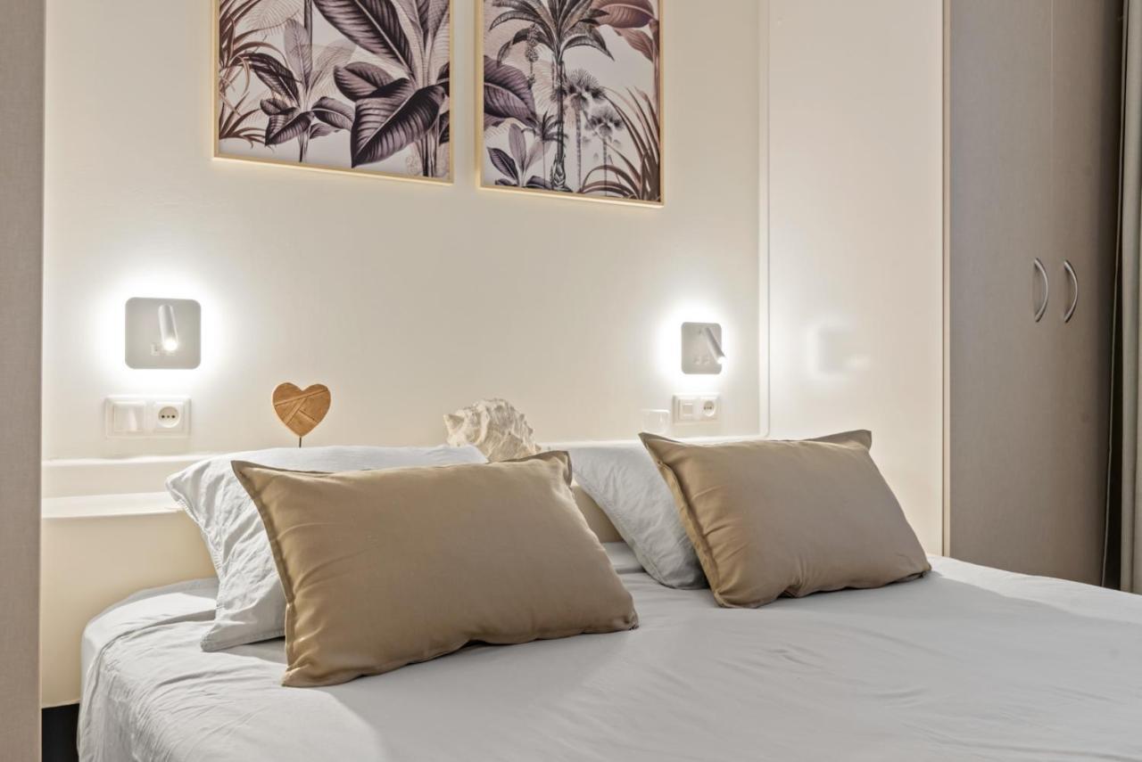 Frontline Beach Apartment Miraflores Sitio de Calahonda Εξωτερικό φωτογραφία