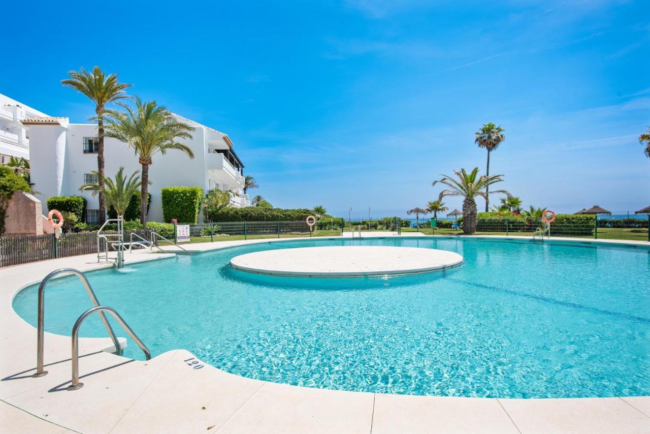 Frontline Beach Apartment Miraflores Sitio de Calahonda Εξωτερικό φωτογραφία