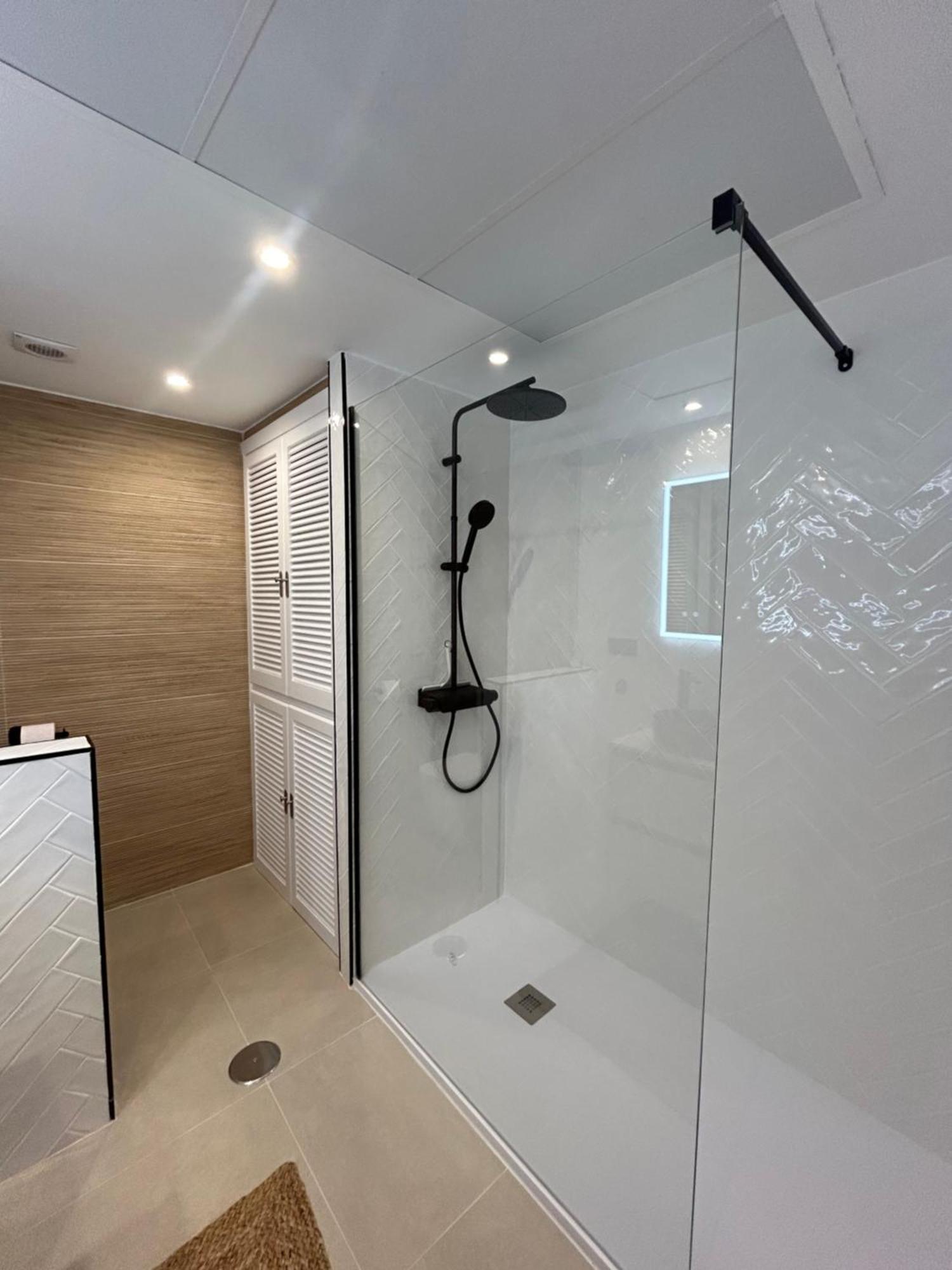 Frontline Beach Apartment Miraflores Sitio de Calahonda Εξωτερικό φωτογραφία