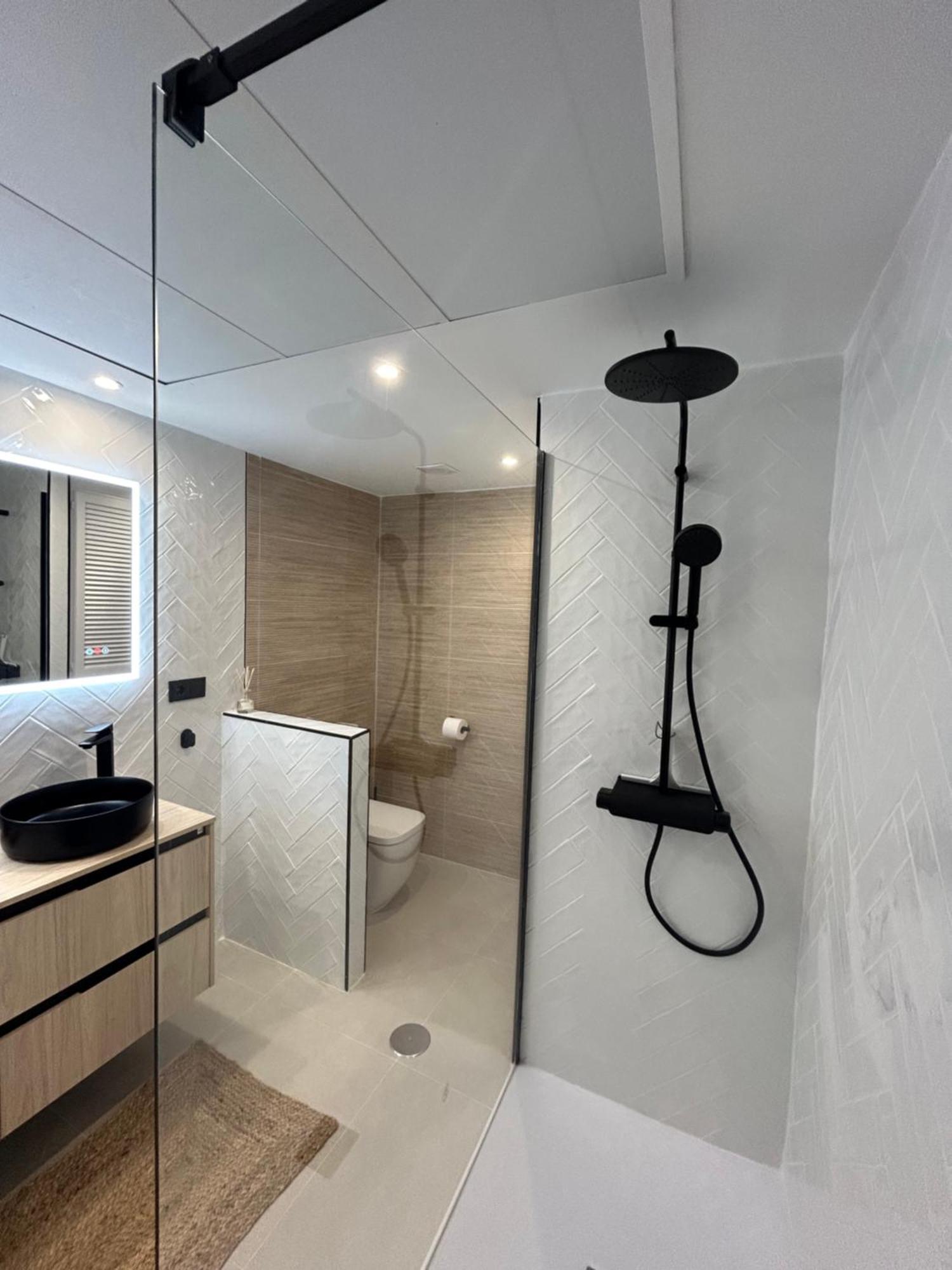 Frontline Beach Apartment Miraflores Sitio de Calahonda Εξωτερικό φωτογραφία